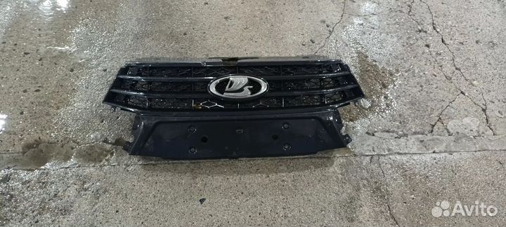 Решетка радиатора LADA vesta