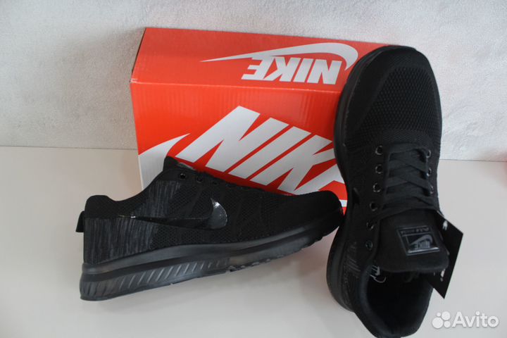 Кроссовки Nike