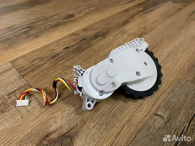 Колесо левое (L) Xiaomi Mi Robot Vacuum-Mop 2 Lite