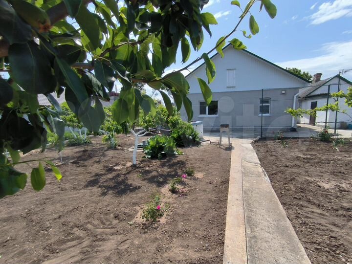 Дом 65 м² на участке 8 сот.