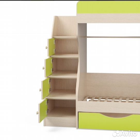 Кровать с матрасом