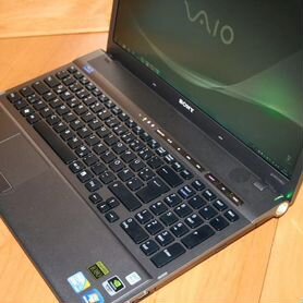 Ноутбук Sony vaio VPC F11S1R