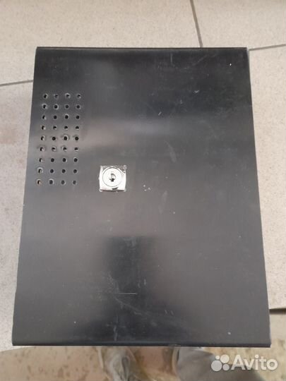 Видеорегистратор divitec DT-KIT-A-4 DS-7204hghi-E1