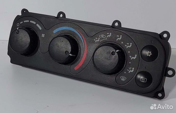 Блок управления отопителем Dodge Intrepid