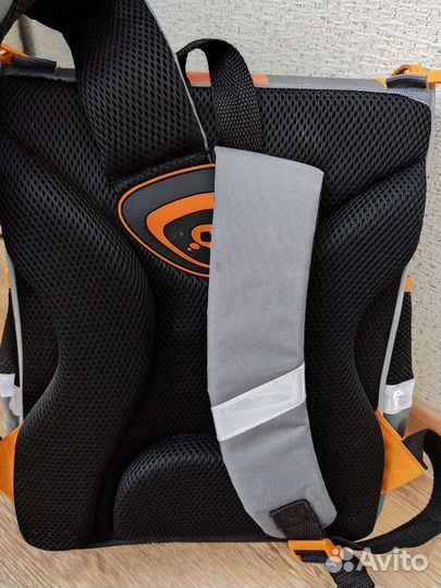 Рюкзак школьный