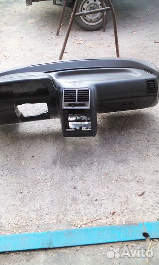 Панель приборов