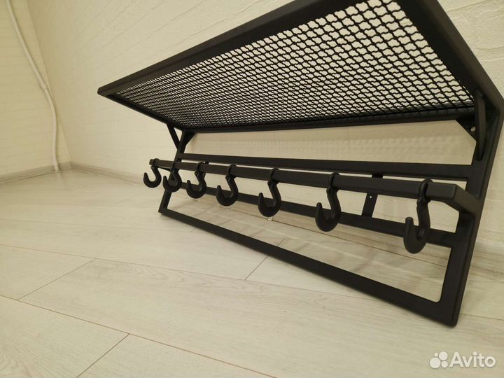 Вешалка настенная в прихожую