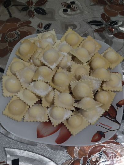 Равиоли домашние, лапша яичная домашняя