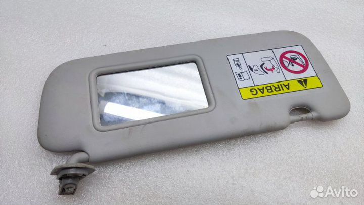 Козырек солнцезащитный правый Kia Rio FB G4FG 2017