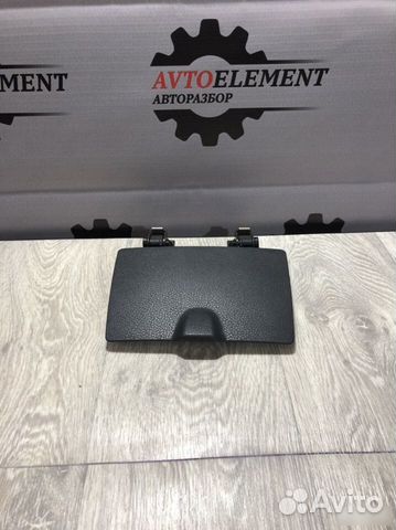 Бардачек верхний Nissan Terrano 3 d10