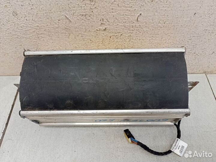 Подушка безопасности в торпеду