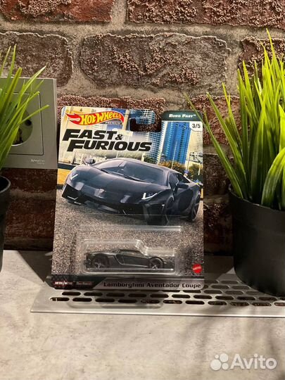 Hot Wheels Lamborghini Aventador Coupe Premium