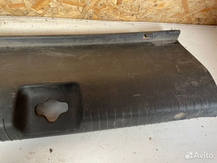 Обшивка багажника задняя Hyundai Solaris 1 G4FC