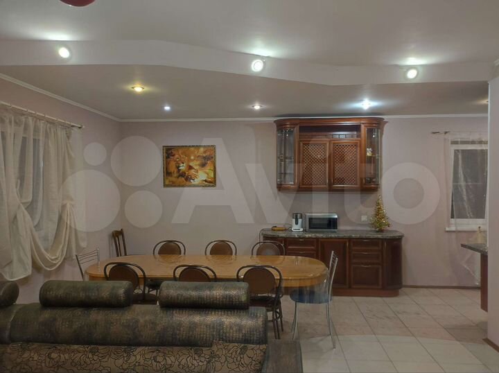 Коттедж 100 м² на участке 4 сот.