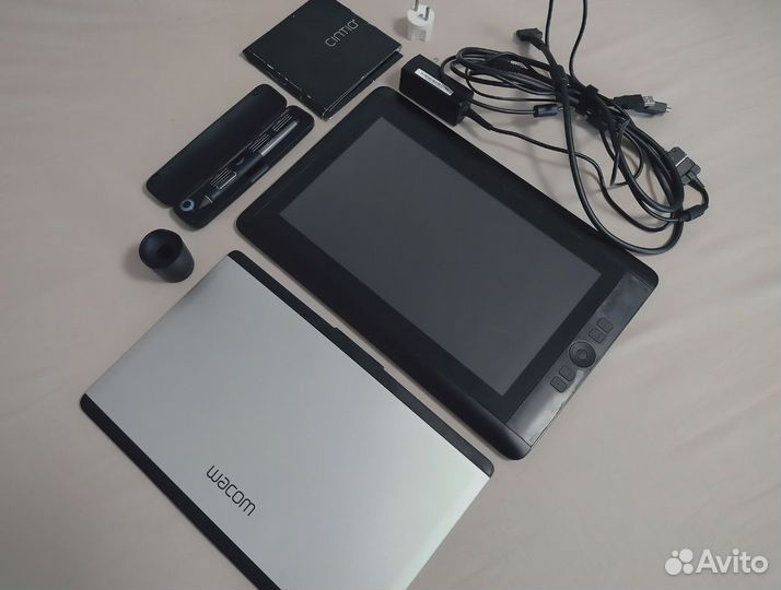 Графический планшет с экраном wacom