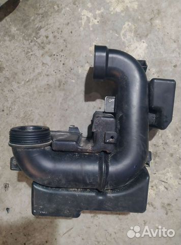 Резонатор воздушного фильтра I40