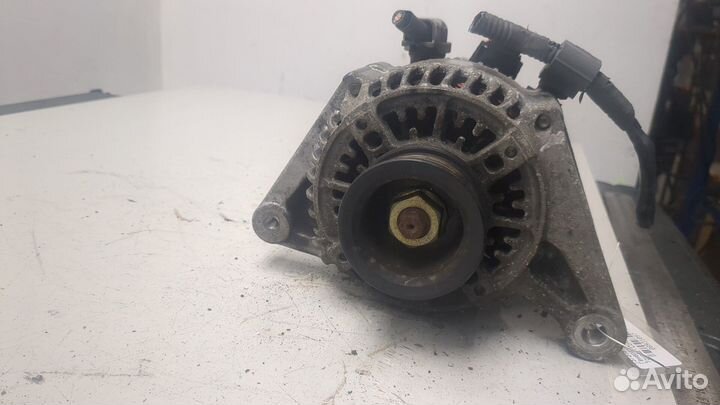 Генератор Toyota Corolla E12, 2003