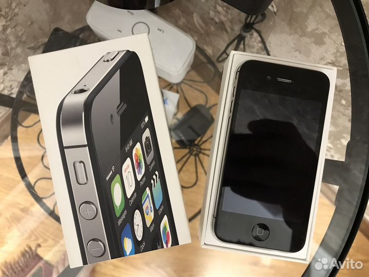 iPhone 4S, 8 ГБ