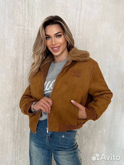 Зимний бомбер miu miu