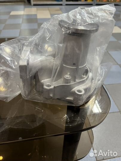 Помпа Mitsubishi 2.5TD