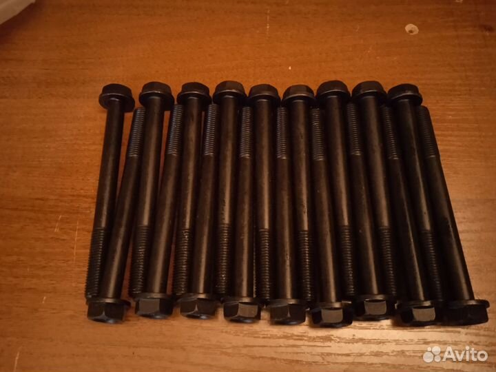 Болты гбц для баф феникс 1044/1065 фав 1041/1031