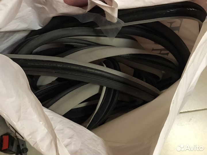 Уплотнитель дверей Мерседес мл 164