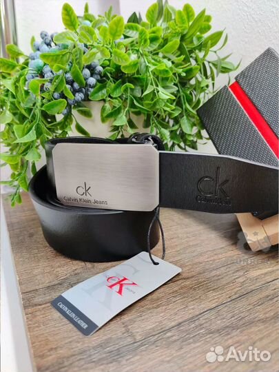 Стильный ремень Calvin Klein