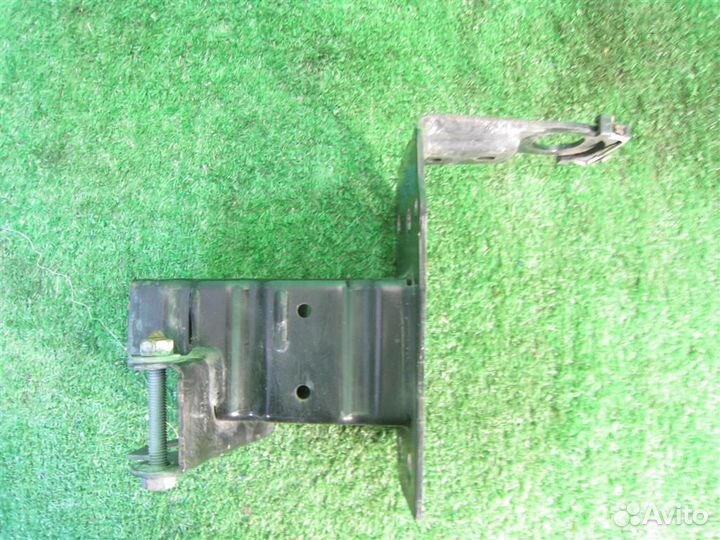 Кронштейн усилителя бампера Audi Q7 (4LB) 2008