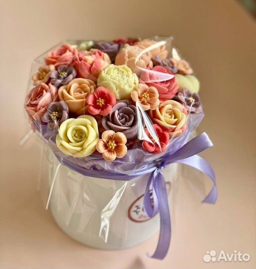 Букет из шоколада подарок на 1 сентября