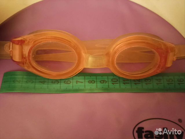 Шапочка и очки для бассейна