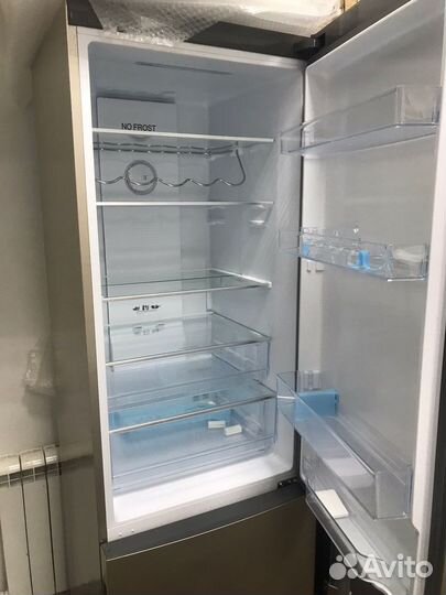 Холодильник Haier c2f637cgg