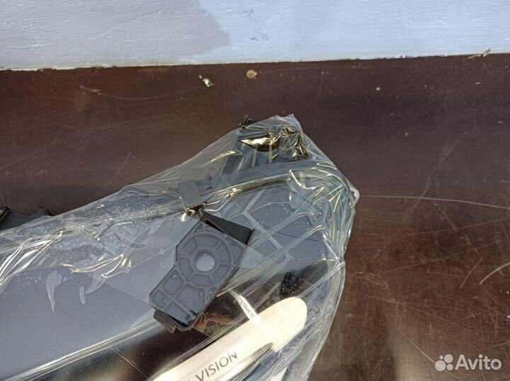 Фара передняя левая Renault Arkana