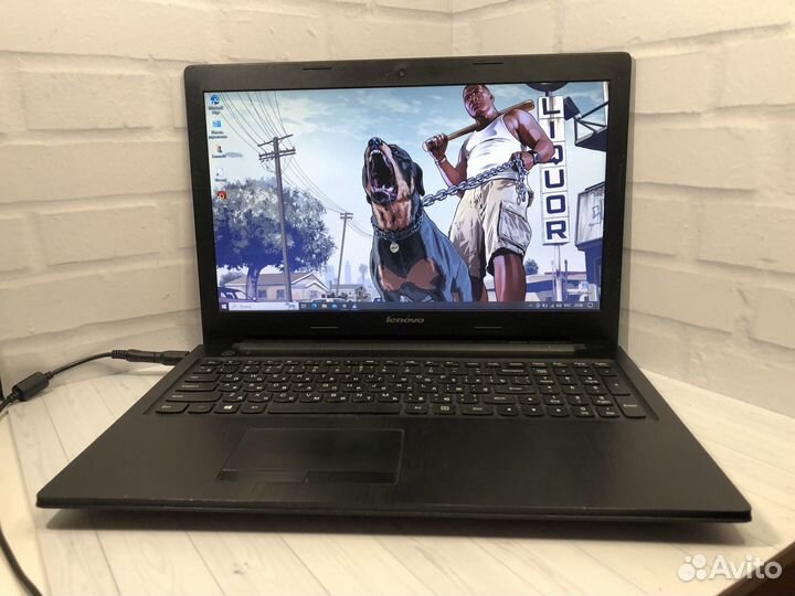 Игровой ноутбук Lenovo 4 ядра/2 видяхи/8gb/1tb