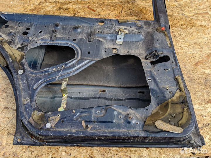 Дверь задняя левая Mercedes w 140