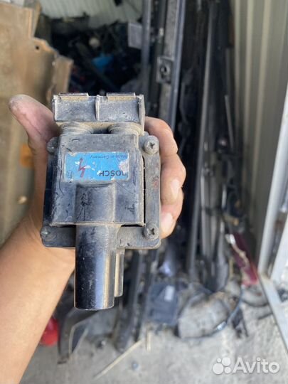 Мерседес W124 катушка зажигания R111 2.2