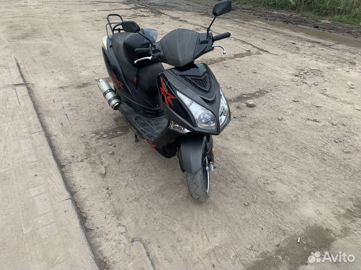 Скутер китаец 150 cc
