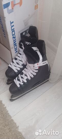 Продам Профессиональные Коньки 