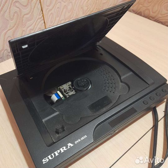 Dvd плеер Supra