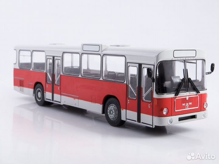 SSM1556 SSM 1/43 Volvo F12 с полуприцепом Fruehauf