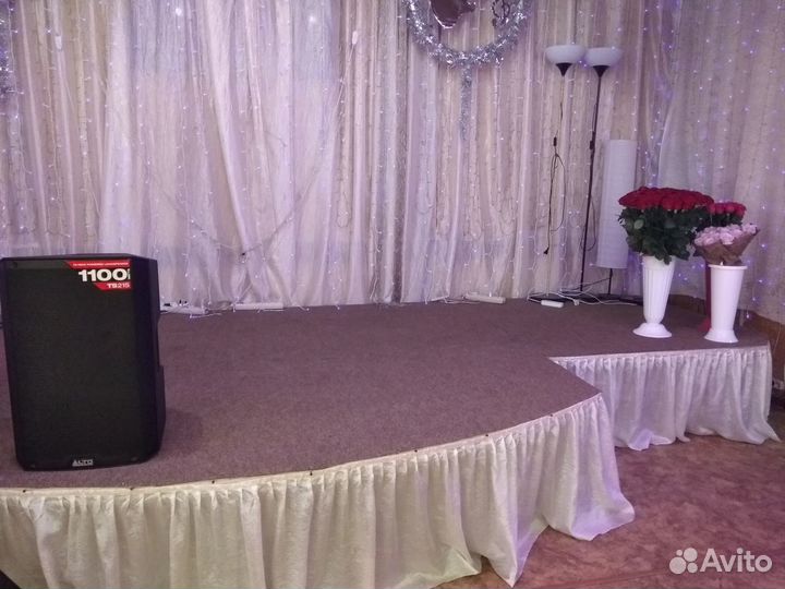 Сцена подиум