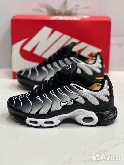 Кроссовки мужские nike air max tn plus