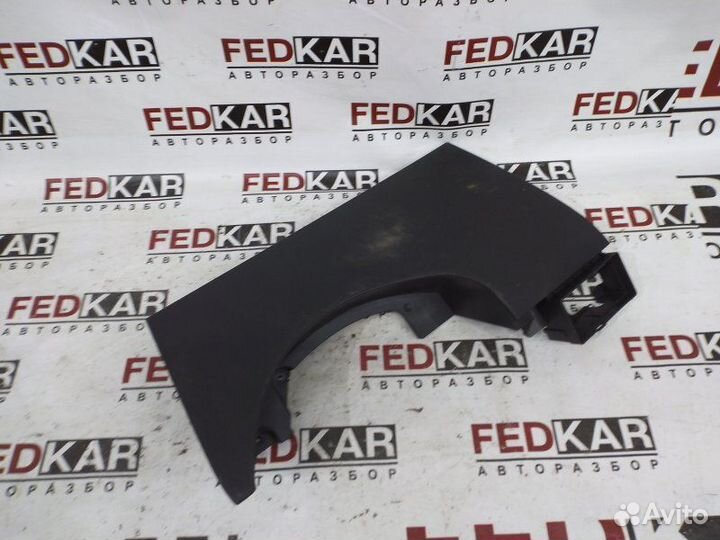 Накладка на торпедо передняя левая Opel Astra H