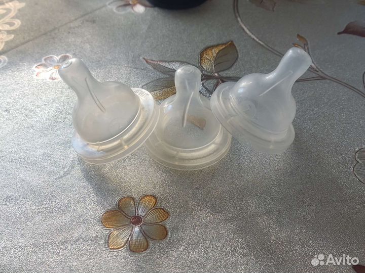 Бутылочки, соски на бутылки, ниблер