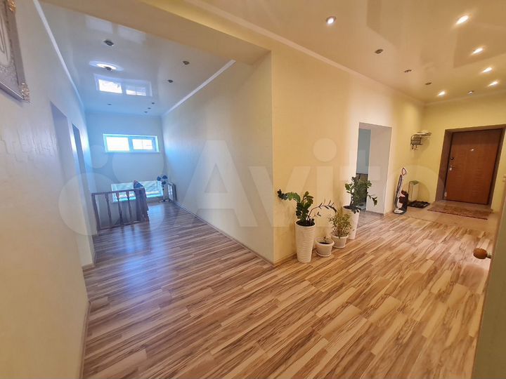 Дом 170 м² на участке 13,5 сот.