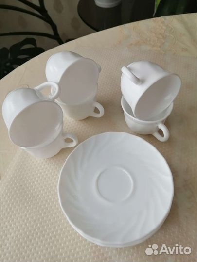 Набор для кофе новый и тарелки-салатницы