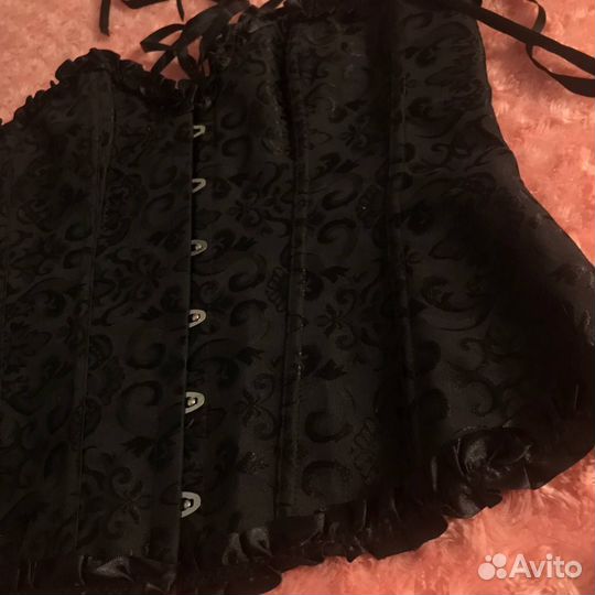 Готический корсет