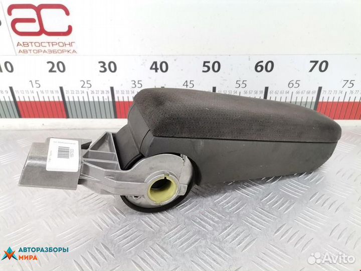 Подлокотник Volkswagen Passat B5 1999 3B0864209F