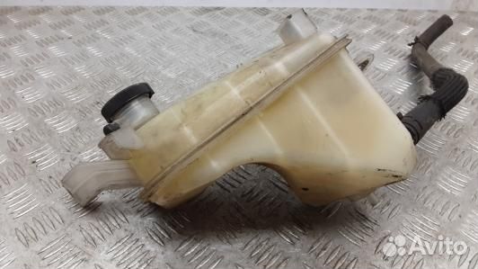 Бачок расширительный toyota prius XW30 (98Z16NP01)