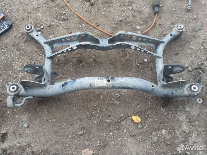 Подрамник задний VW Passat B6 B7 CC