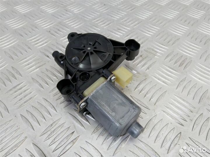 Моторчик стеклоподъемника Volkswagen Golf 7 5Q095